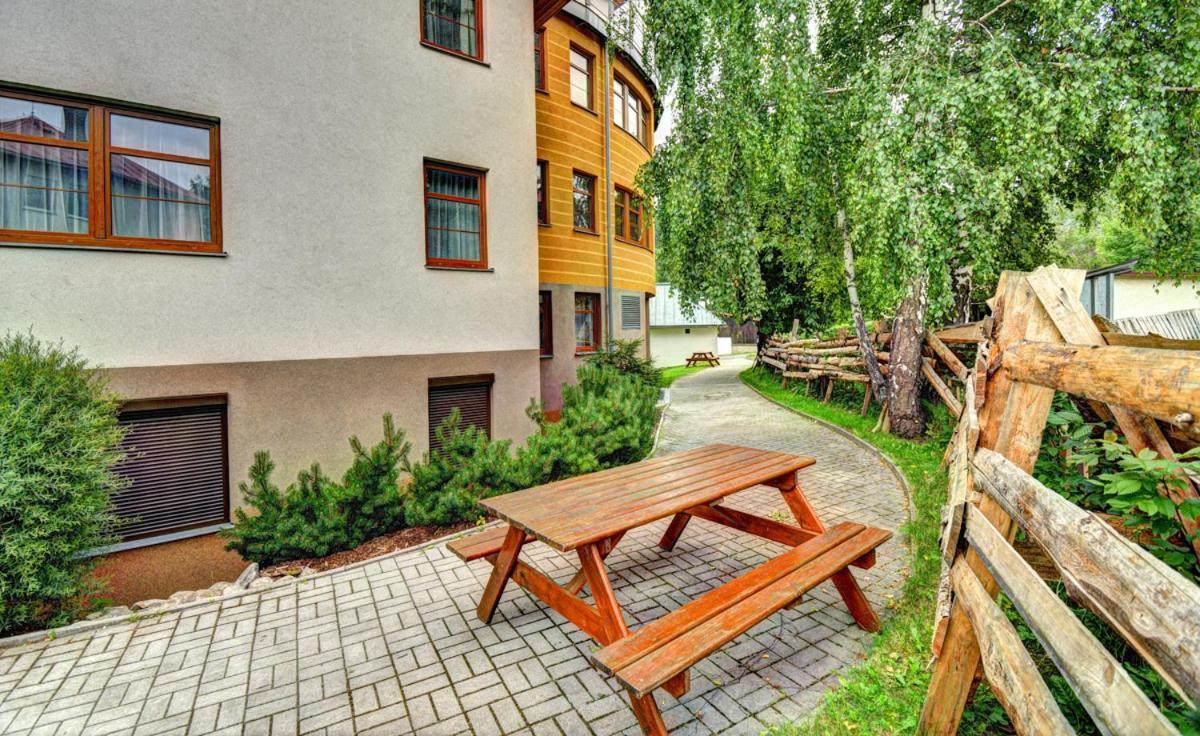 Apartman Modra Hvezda Рокитніце-над-Їзероу Екстер'єр фото